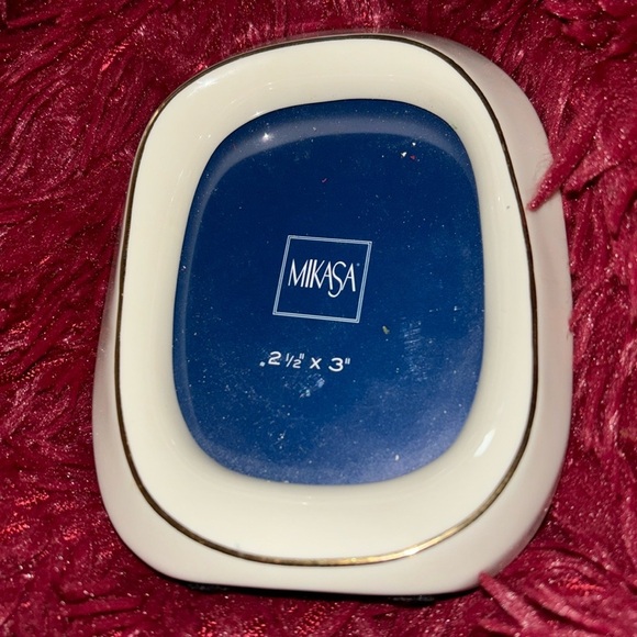 Mikasa Luxe Fine Porcelain minimalist picture frame - Picture 4 of 6